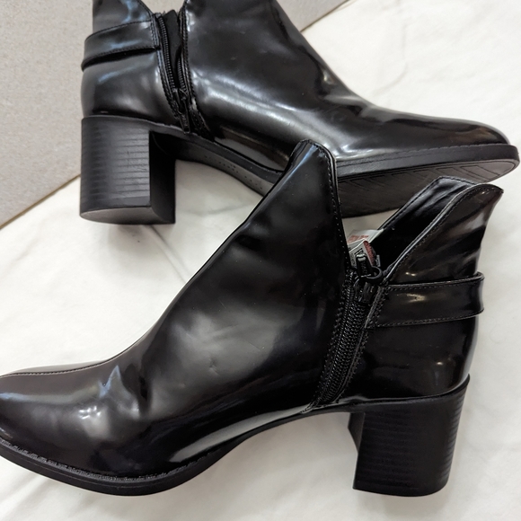 Zara NWT Black Vegan Booties Size 41 - Picture 8 of 9